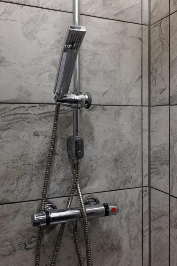 Newly Renovated Apartments In Liverpool - Extended Stay Экстерьер фото