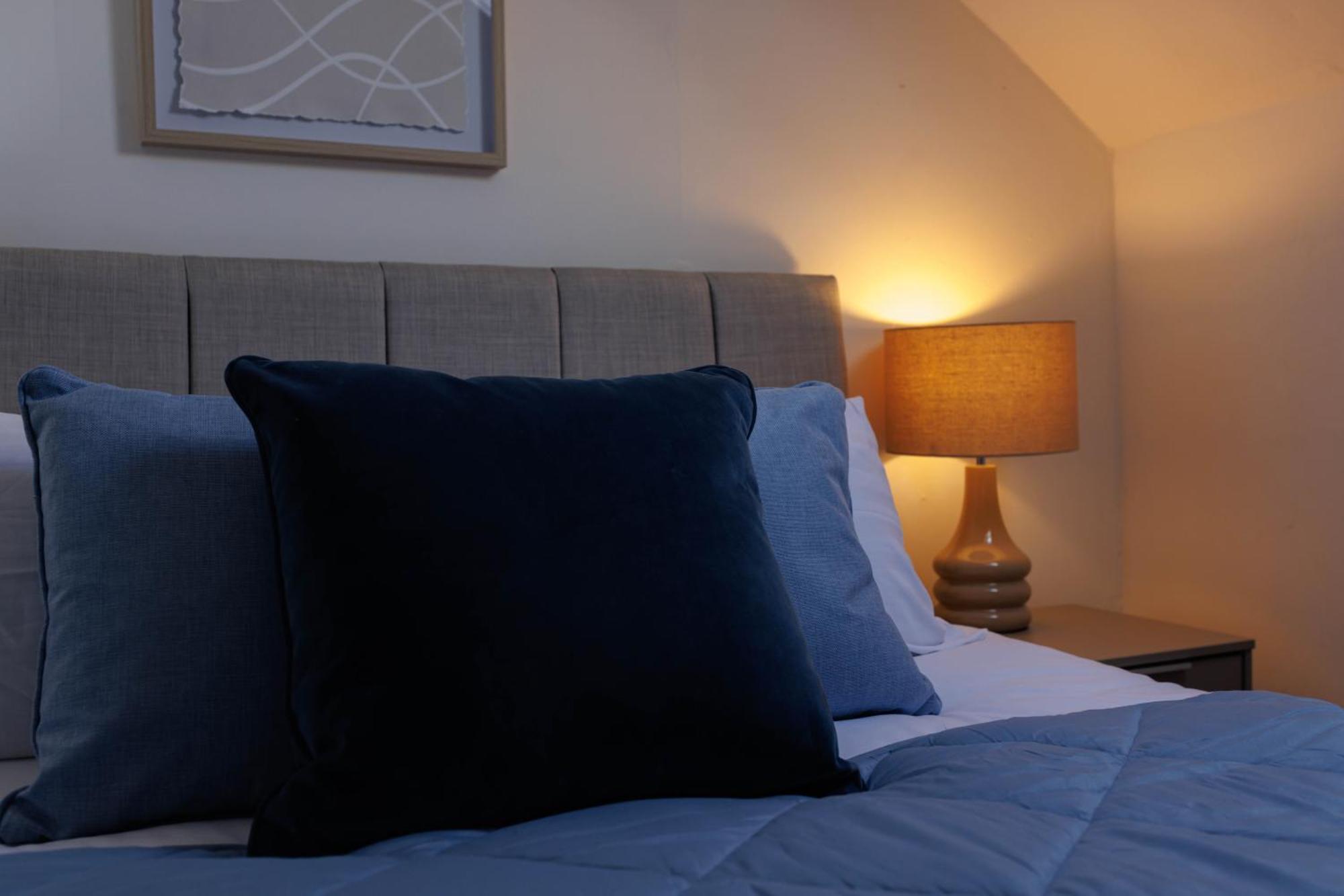 Newly Renovated Apartments In Liverpool - Extended Stay Экстерьер фото