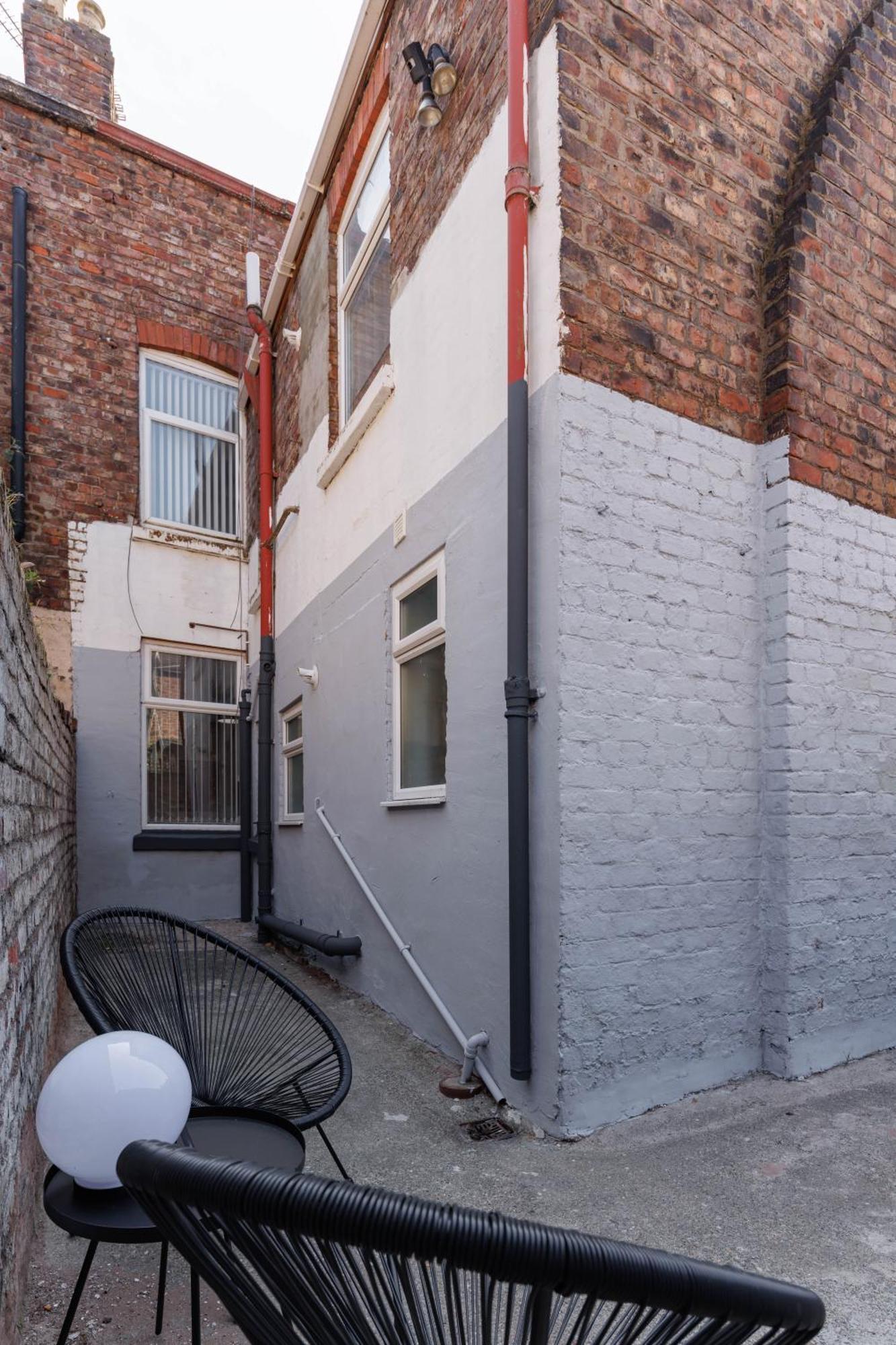 Newly Renovated Apartments In Liverpool - Extended Stay Экстерьер фото