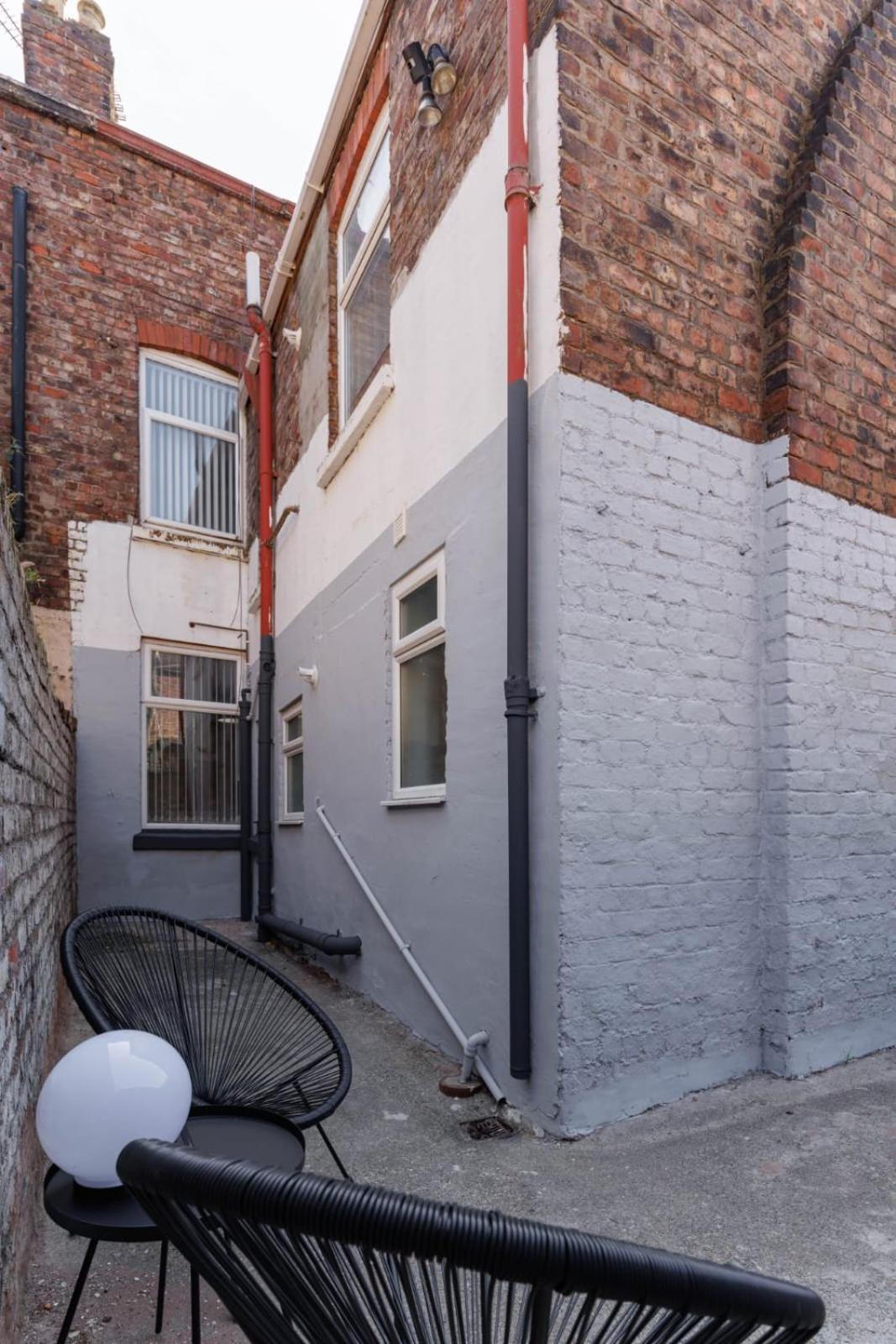 Newly Renovated Apartments In Liverpool - Extended Stay Экстерьер фото
